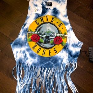 NWT Guns N Roses tshirt
